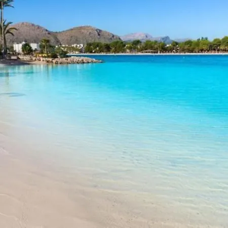 Peric With Pool Quiet And Spacious Wifi 別荘 ポレンサ