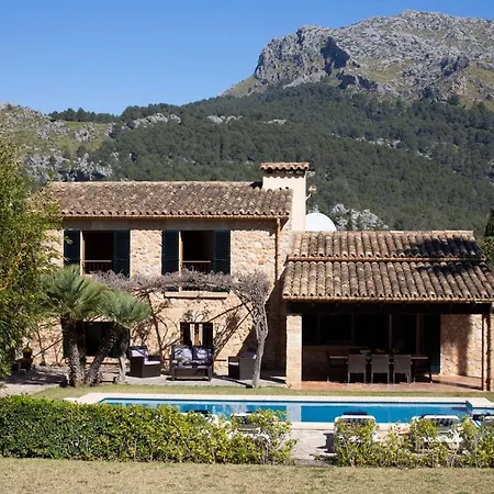 Peric With Pool Quiet And Spacious Wifi Holiday home