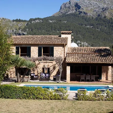 Peric With Pool Quiet And Spacious Wifi Holiday home *