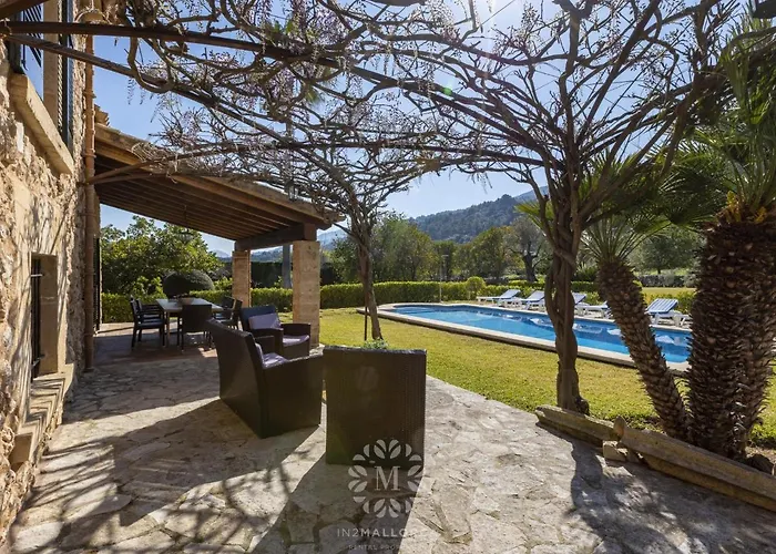 Peric With Pool Quiet And Spacious Wifi Дом отдыха