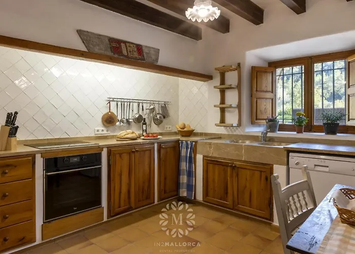 Peric With Pool Quiet And Spacious Wifi Польенса