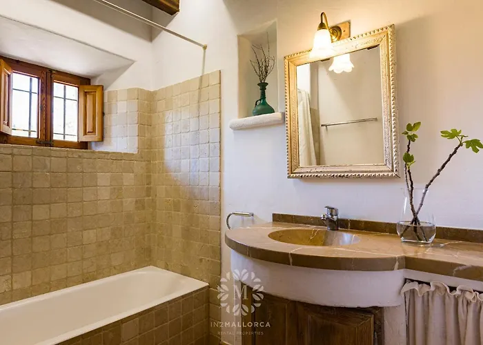 Peric With Pool Quiet And Spacious Wifi Польенса