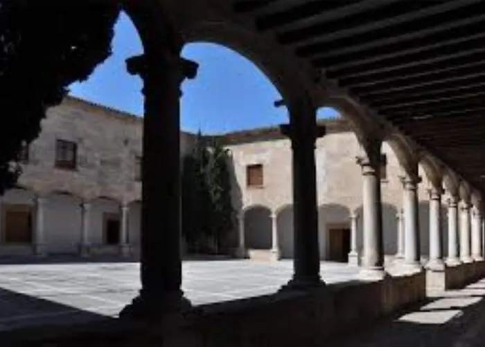 Peric With Pool Quiet And Spacious Wifi * Польенса