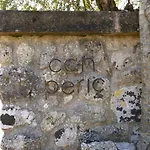 度假居 Peric With Pool Quiet And Spacious Wifi 波连斯萨