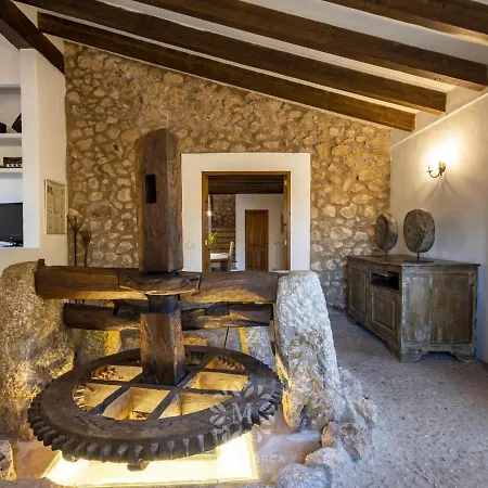 Hébergement de vacances Peric With Pool Quiet&spacious Wifi *